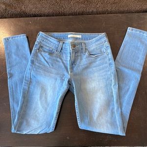 Levi’s 535 Super Skinny Jeans